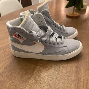Nike Blazer Mid Rebel